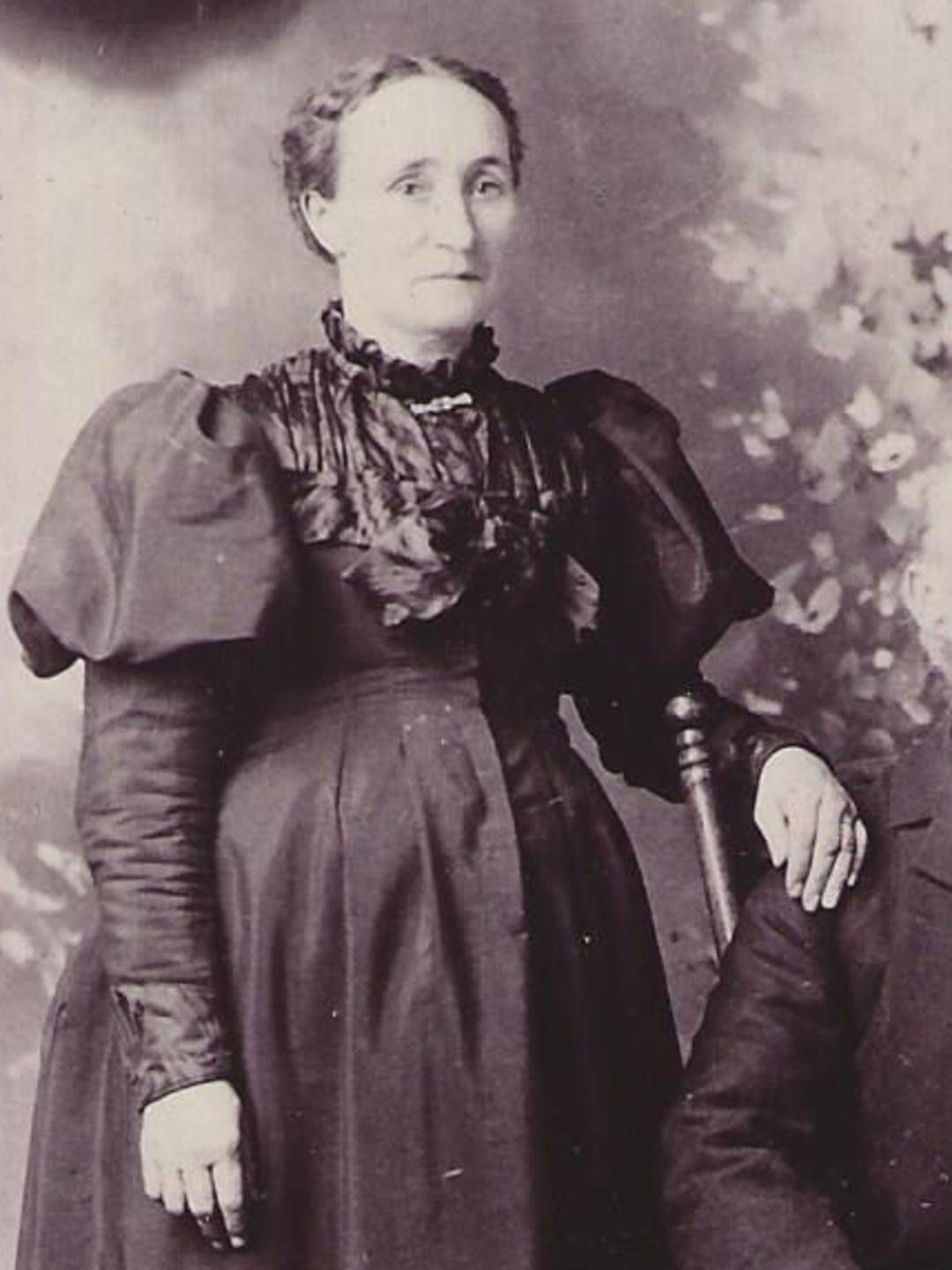 Kjersten Sorensen (1845 - 1921) Profile